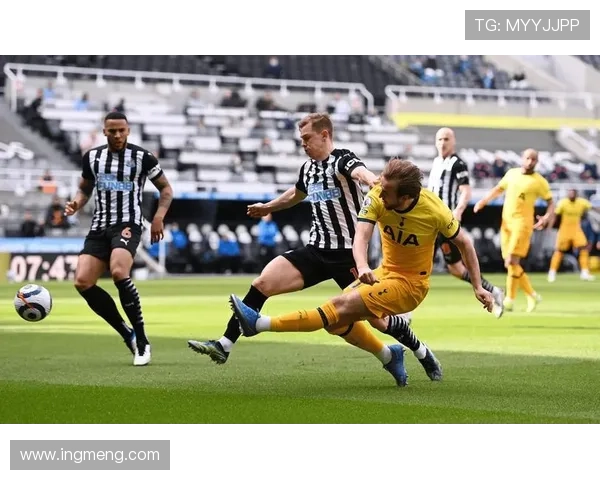 狼队逼抢体系近期表现稳健，防守反击效率持续提升