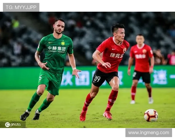 国安战术转型：双翼折损下是继续控球还是反击求生？