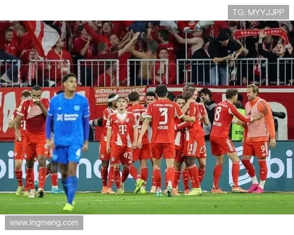 拜仁高位压迫反噬导致防线频频受挫,阶段性表现受限及稳定性面临考验 拜仁高位压迫反噬导致防线频频受挫,阶段性表现受限及稳定性面临考验